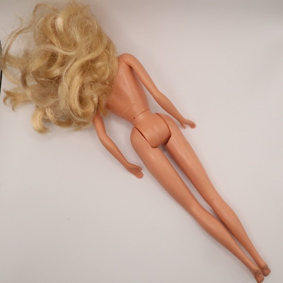Vintage Barbie Blonde Hair Blue Green Eyes No Clothes 1980s - Picture 2 of 6